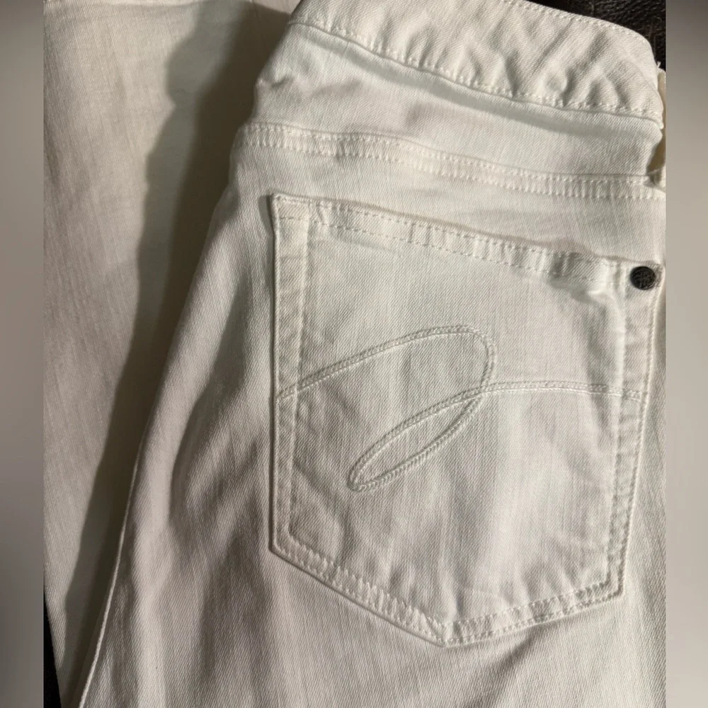 Miracle Body Jeans - Picture 3 of 9